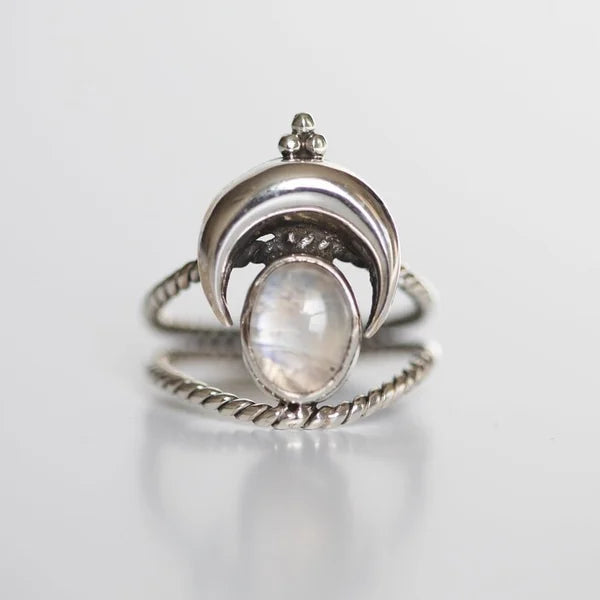 Bague en forme d'arc-en-ciel ovale en pierre de lune avec phases lunaires