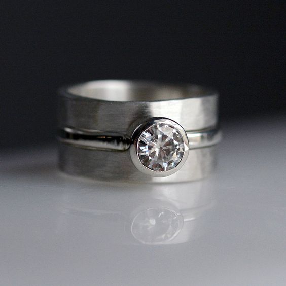 Bague en argent avec zirconia vintage