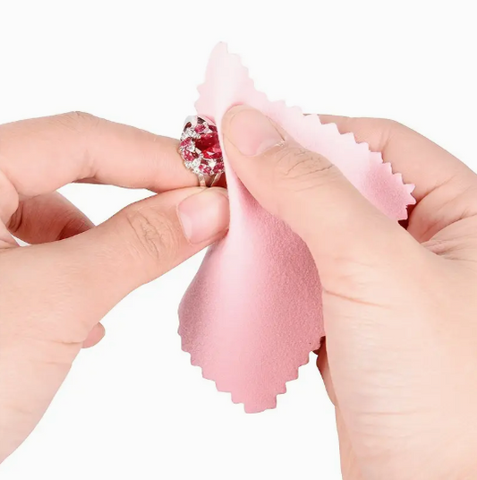 Marie's Édition Premium Lingettes de Nettoyage pour Bijoux – 50 pièces pour un éclat brillant