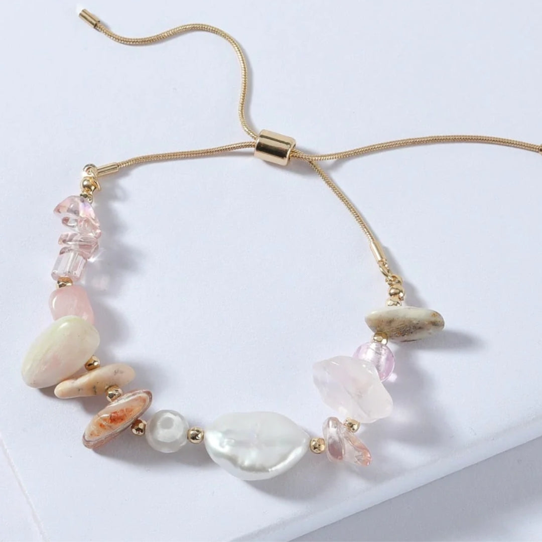 Élégant Bracelet Ajustable en Cristaux et Perles Dorées