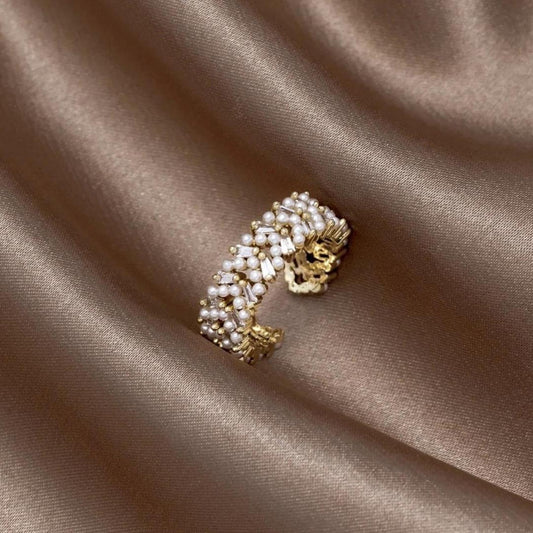 Bague ajustable luxueuse avec perles en or