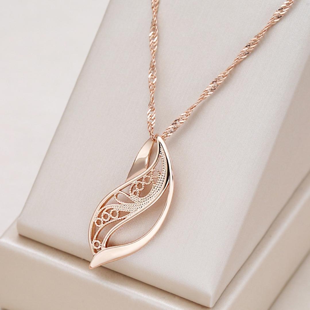 Collier Harmonieux Élégant en Or