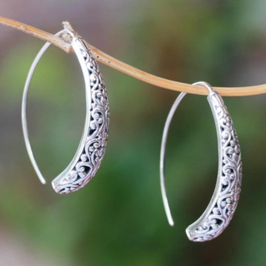 Boucles d'oreilles vintage en argenté avec des feuilles de lierre