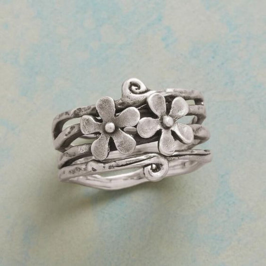 Bague en Argent Vintage à Marguerite Creuse