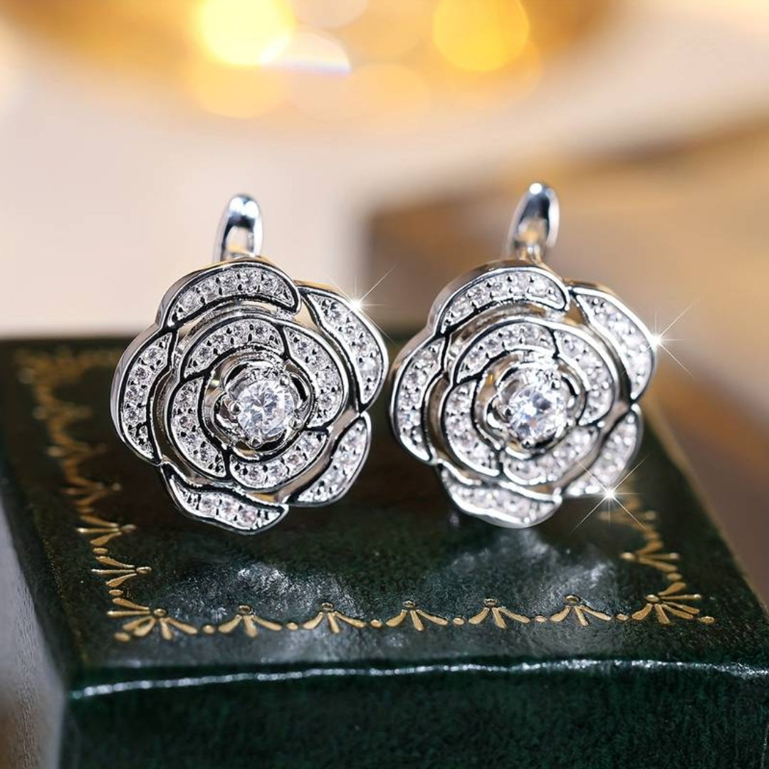 Boucles d'oreilles à fleurs brillantes en argent sterling élégantes