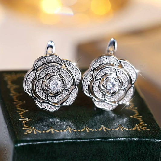 Boucles d'oreilles à fleurs brillantes en argent sterling élégantes