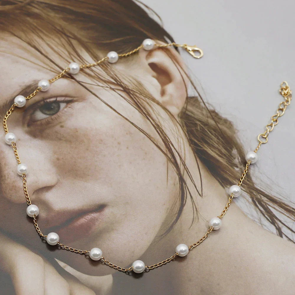 Collier Élégant en Petites Perles d'Or