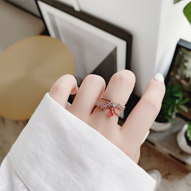 Bague réglable en or avec zircone et rubis