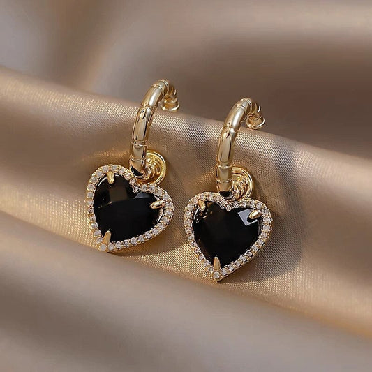 Boucles d'oreilles en forme de cœur noires en or