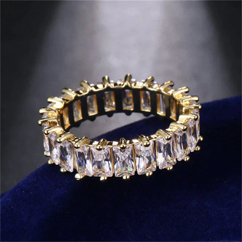 Bague en zirconium de luxe en or et argent