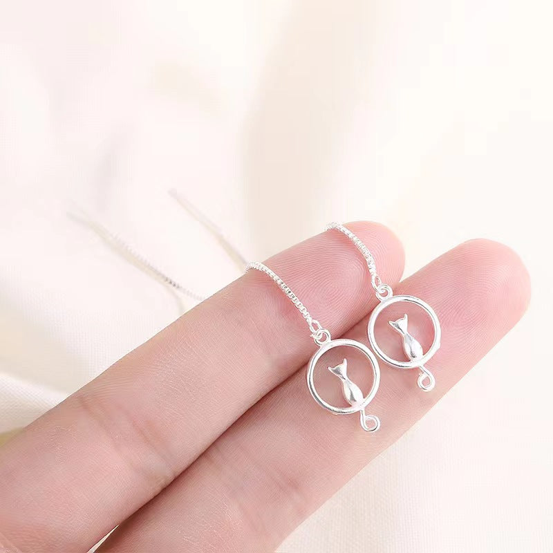 Boucles d'oreilles avec chaton suspendu