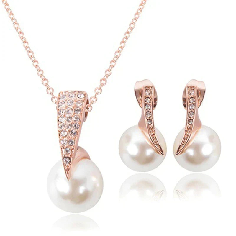 Élégant Ensemble de Collier et Boucles d'Oreilles en Perles d'Or Rose