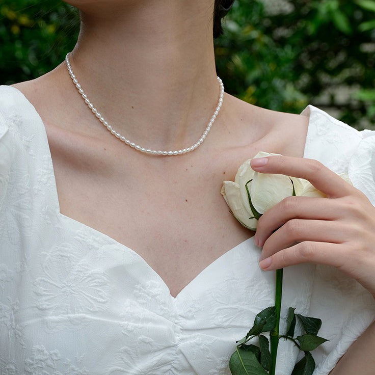 Somptueux collier de perles raffinées