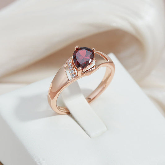 Bague ovale en zircon naturel