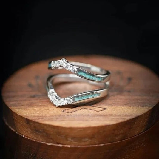 Bague en turquois naturel et diamant