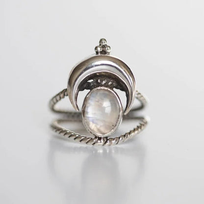 Bague en forme d'arc-en-ciel ovale en pierre de lune avec phases lunaires