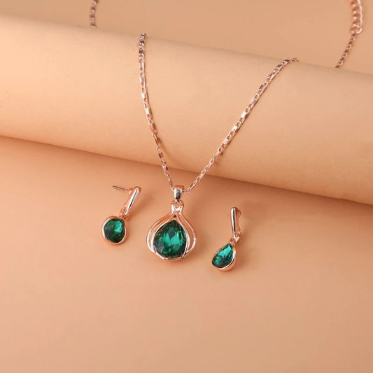 Éblouissant Ensemble Collier et Boucles d'Oreilles en Cristal Vert Doré