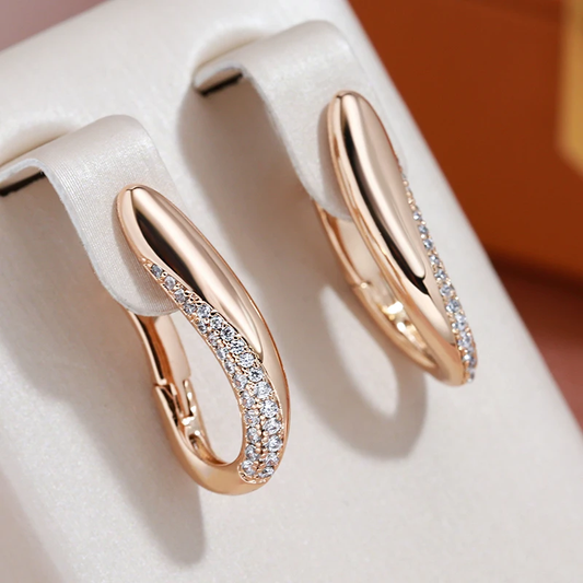 Boucles d'oreilles élégantes en or et à paillettes
