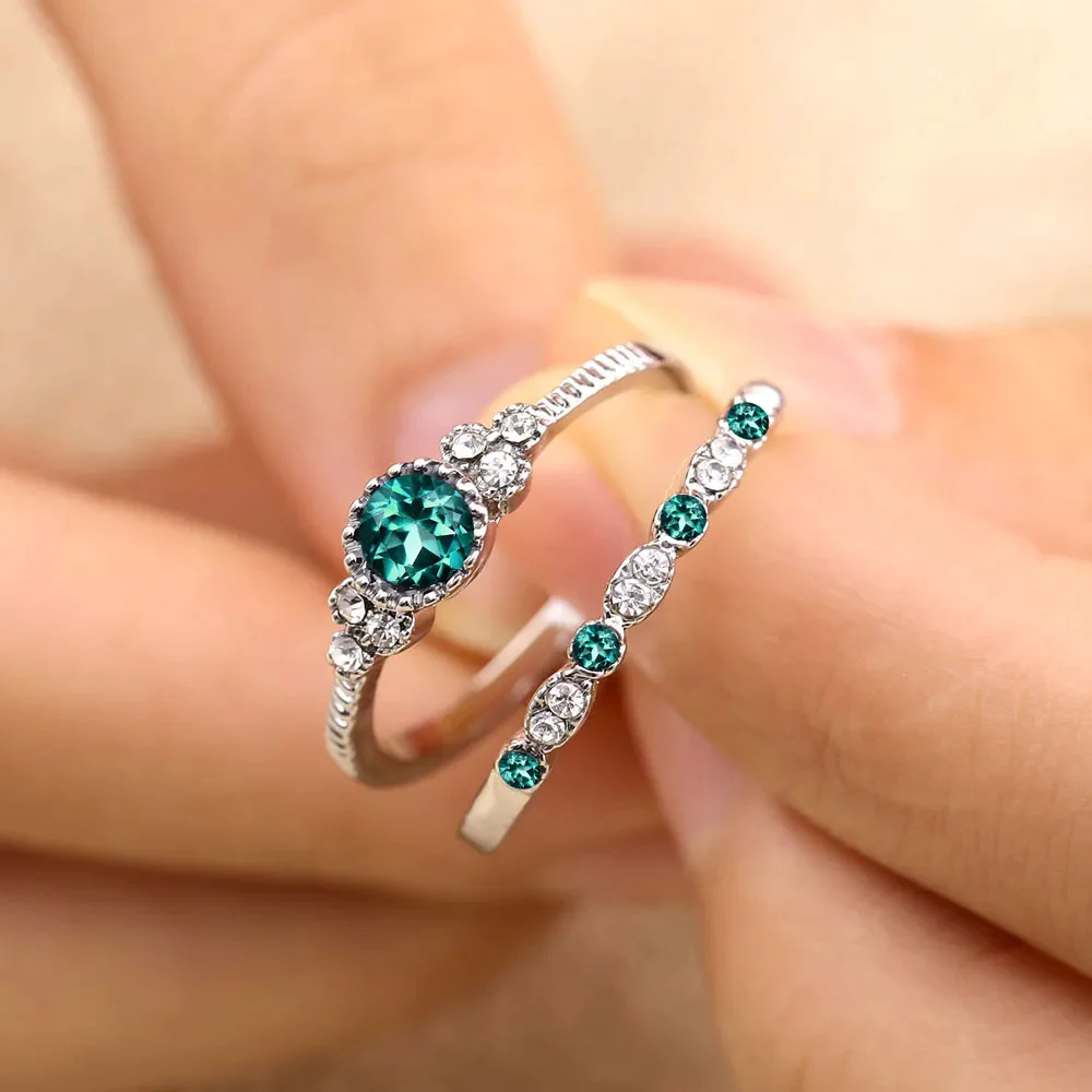 Bague élégante avec zirconium en argent vert