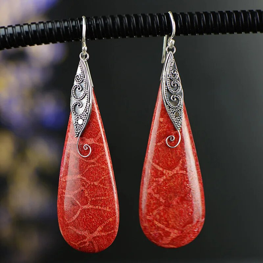 Boucles d'oreilles vintage rouges tombantes
