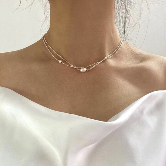 Élégant collier en perles d'eau douce