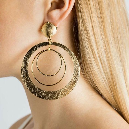 Boucles d'oreilles bohème avec cercles dorés