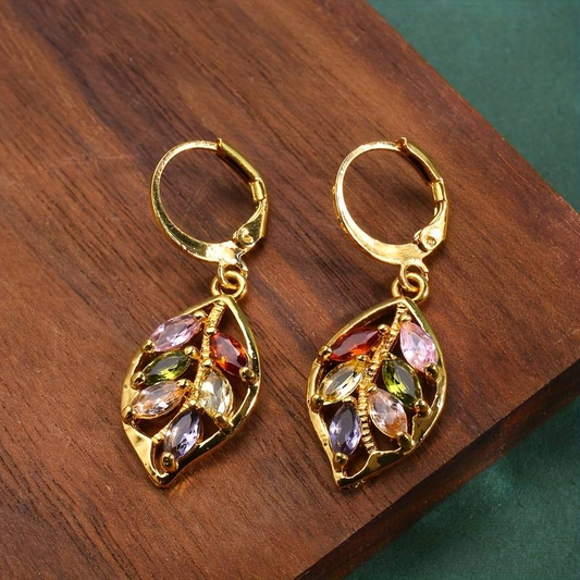 Boucles d'oreilles vintage en feuilles d'or colorées avec zirconia