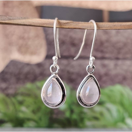 Boucles d'oreilles en cristaux blancs de style vintage