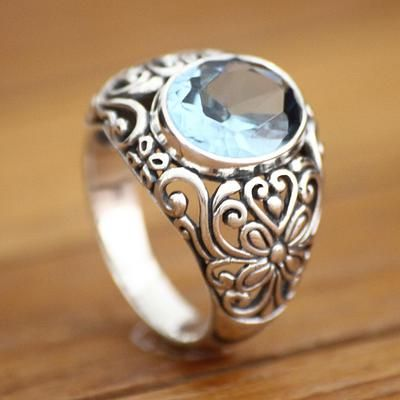 Bague de vendange avec pierre d'incrustation bleue
