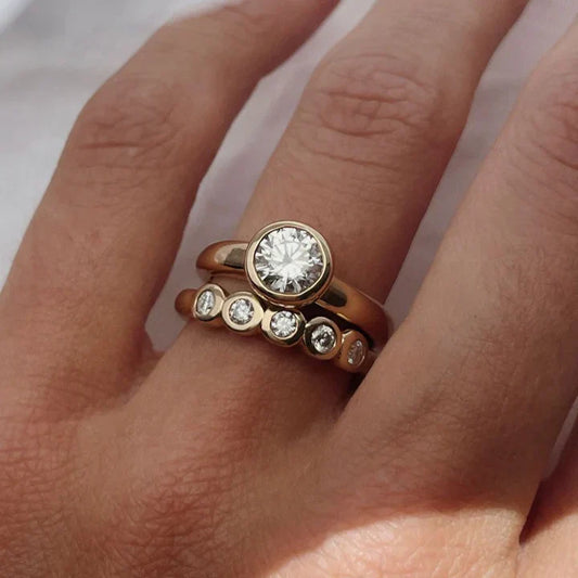 Ensemble de bagues vintage en zirconia dorée