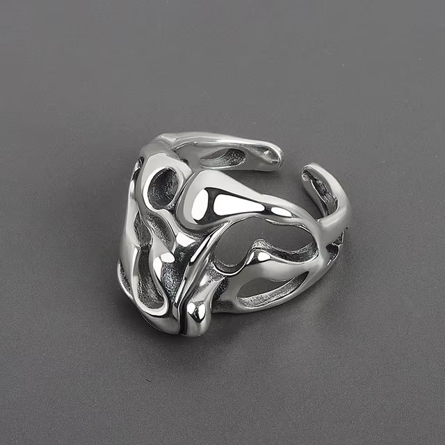 Anneau irrégulier en argent plaqué or